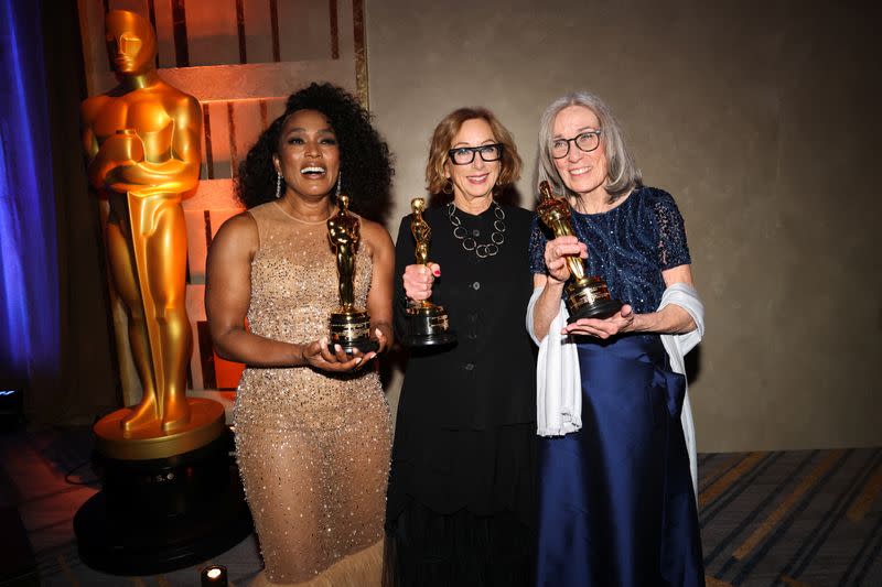 Angela bassett mel brooks governors awards oscars