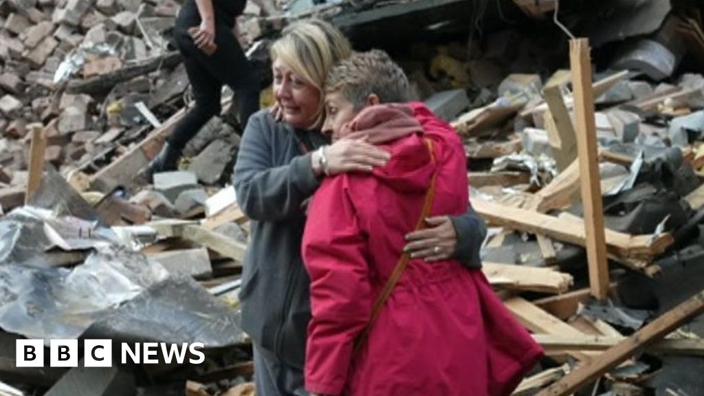 Uk crooked house fire rebuild