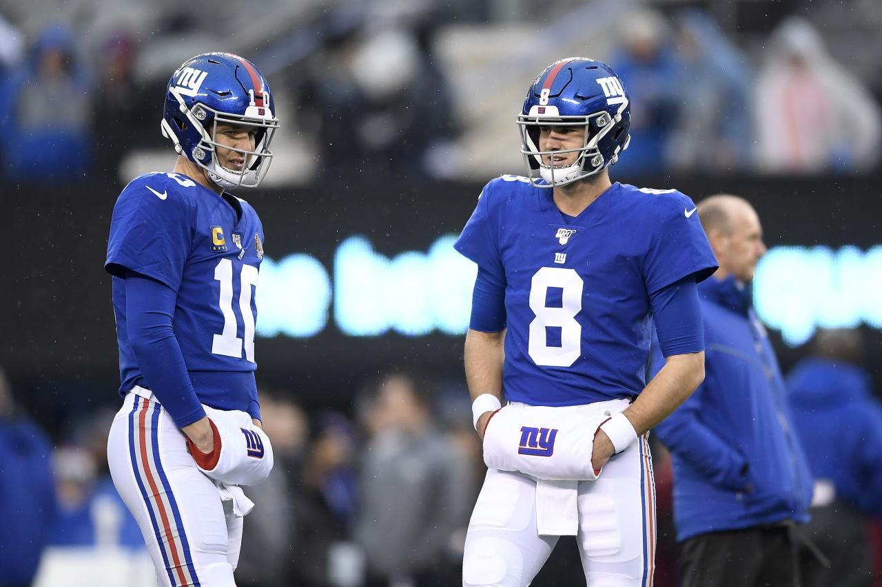 Eli manning daniel jones giants qb