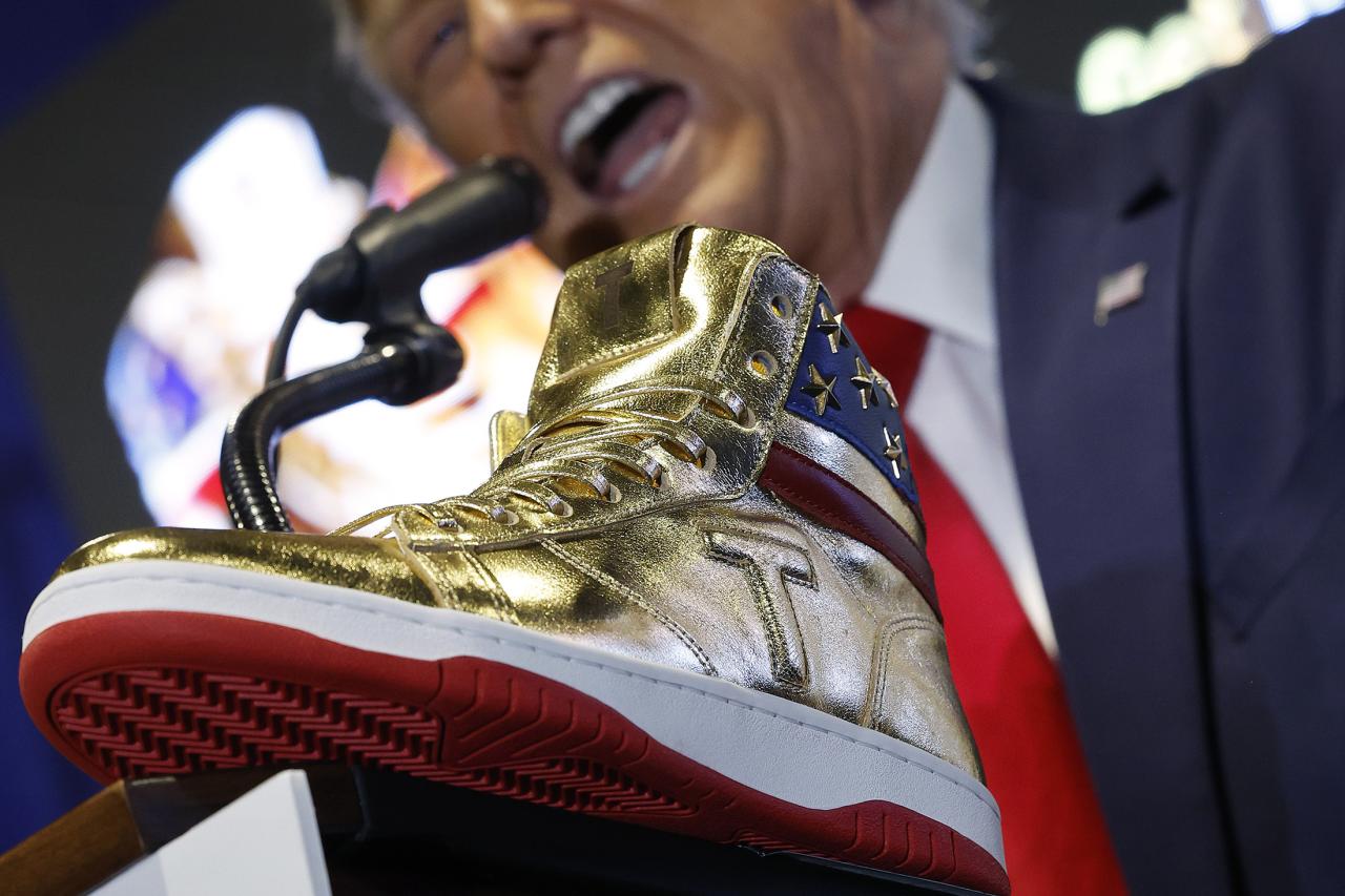 Donald trump sneakers roman sharf