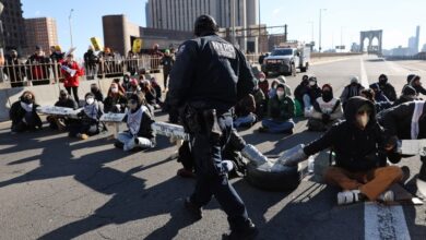 Palestinian protest holland tunnel brooklyn bridge