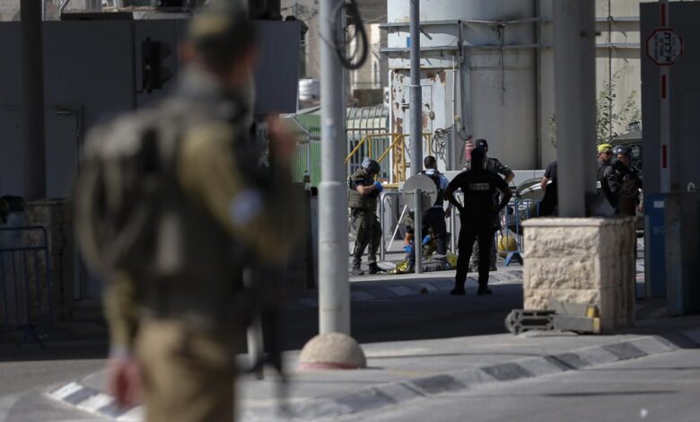 Israel west bank checkpoint shooting