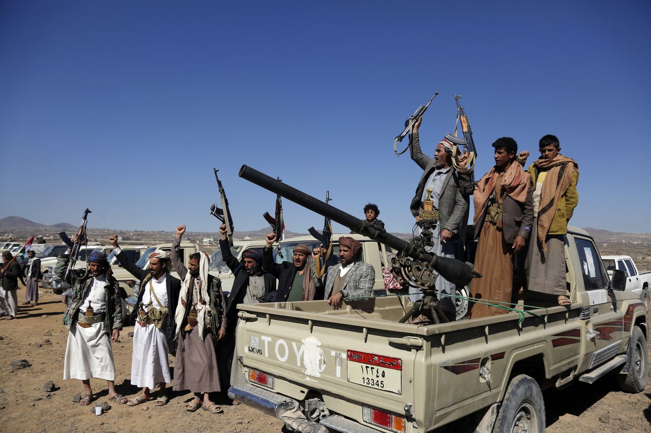 Houthis yemen us strikes retaliation