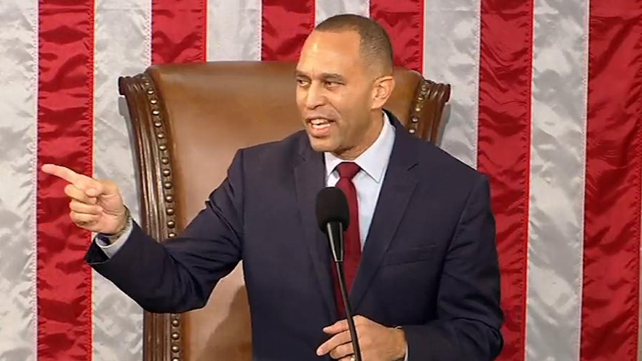 Hakeem jeffries ukraine israel house