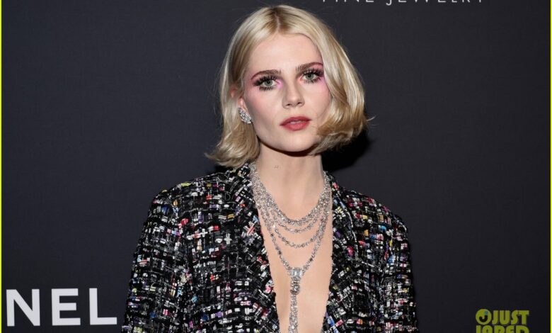 Ferrera holmes mulligan chanel