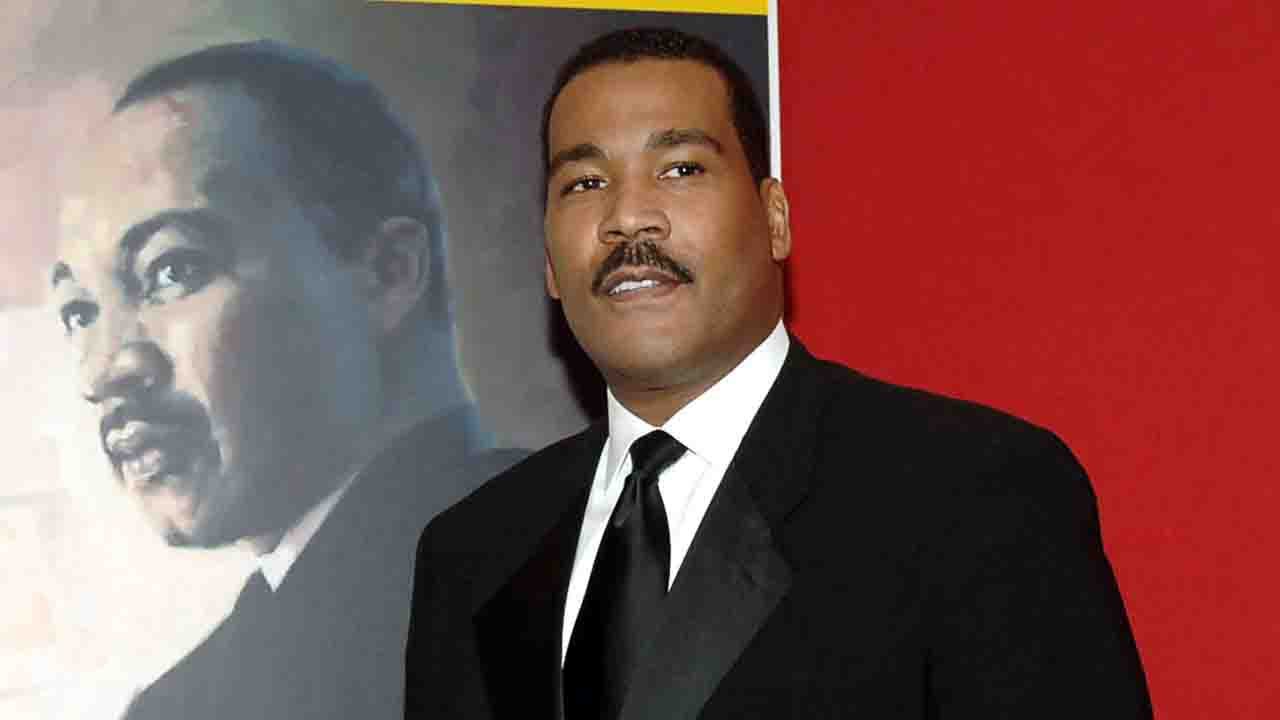 Dexter scott king dead