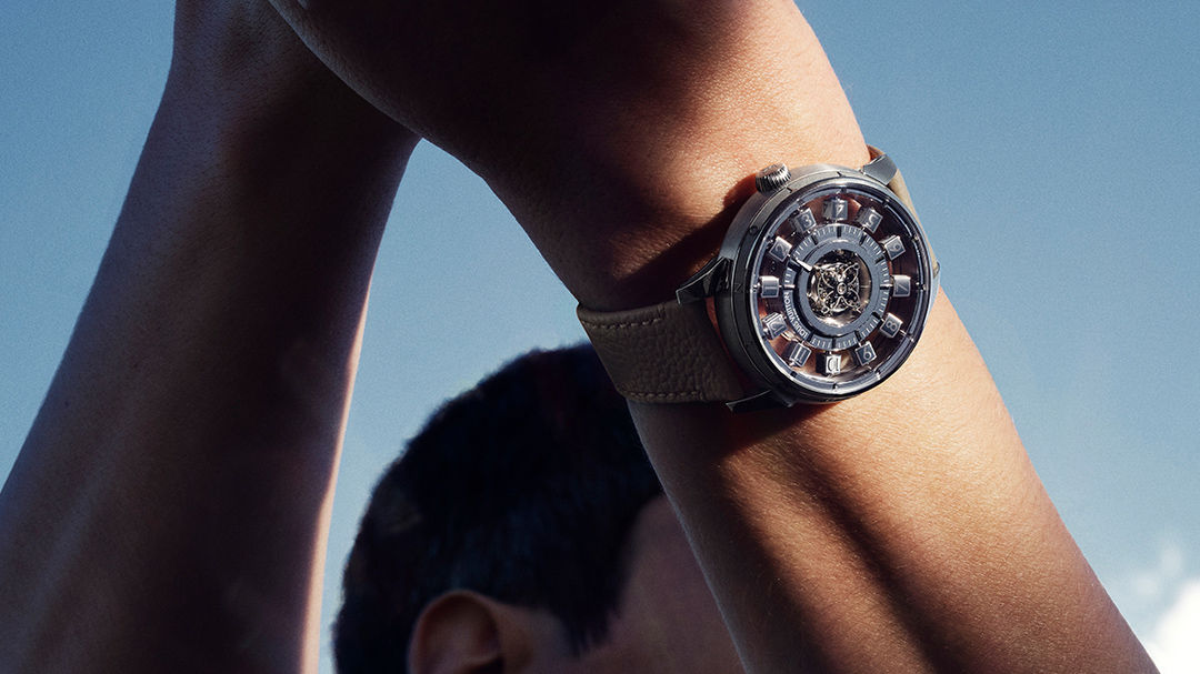 Lvmh louis vuitton watch prize