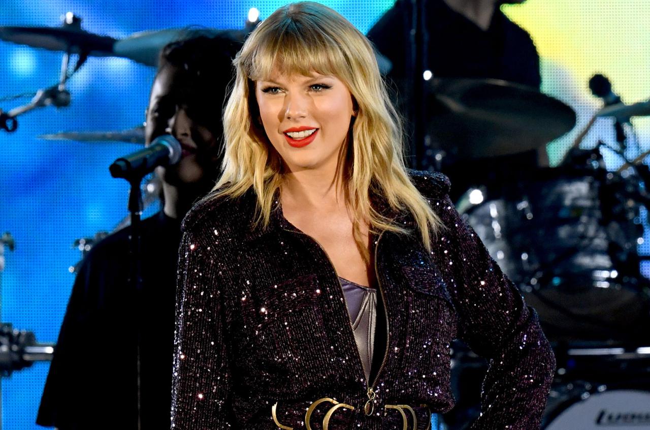 Taylor swift tokyo japan